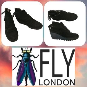 FLY LONDON black tie-back bootie